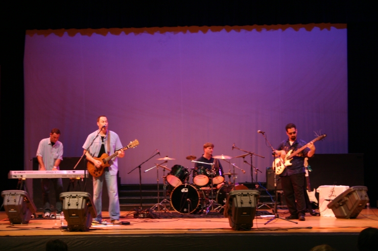 Click for original image 1399k 2048x1360